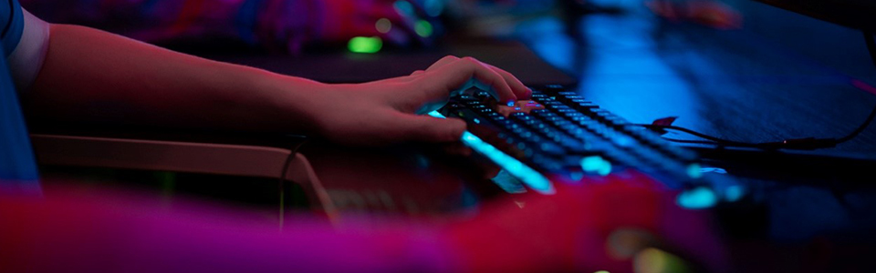 eスポーツとは?eスポーツの概要からメリット、始め方まで詳しく解説!